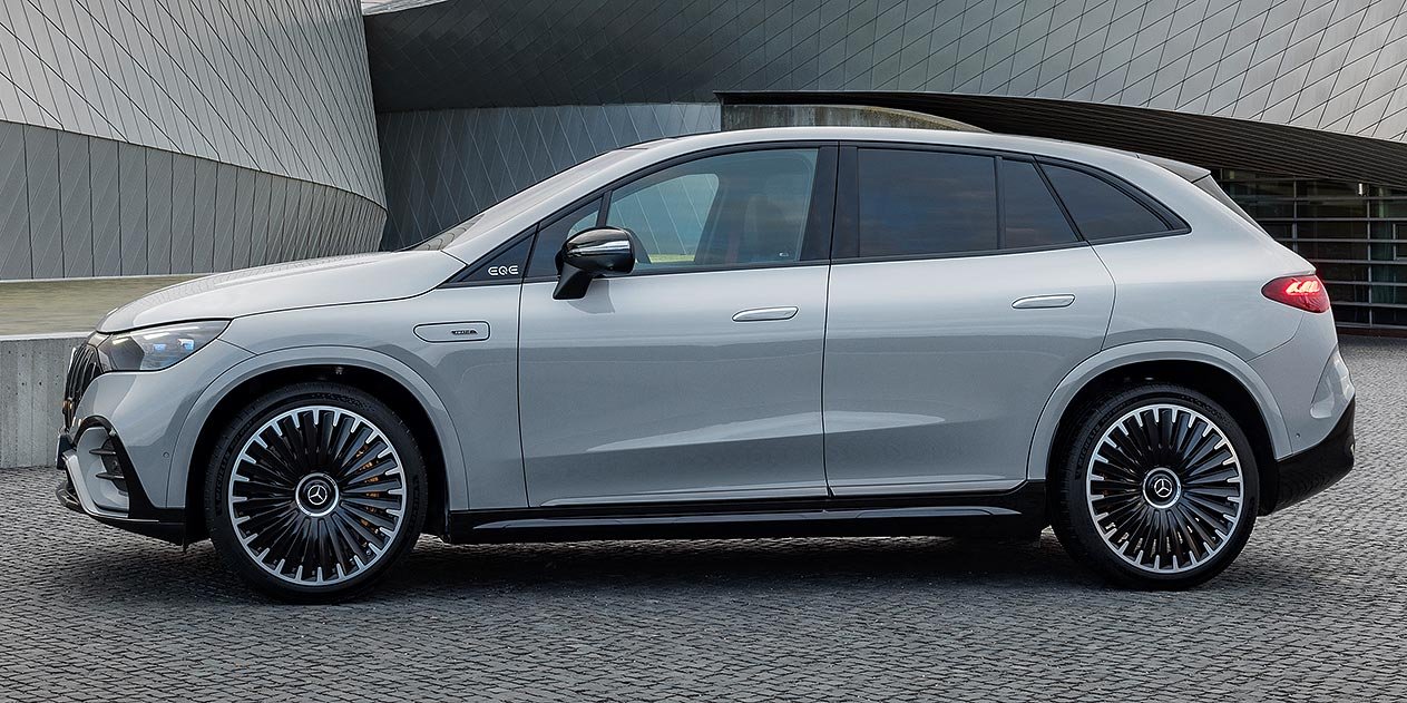 Mercedes-Benz EQE SUV electric car